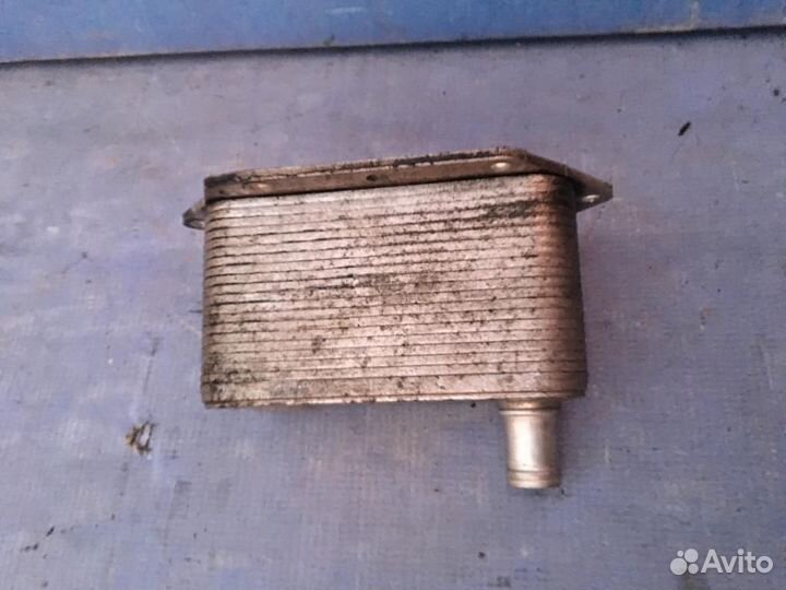 Радиатор масляный BMW 5-серия E60/E61