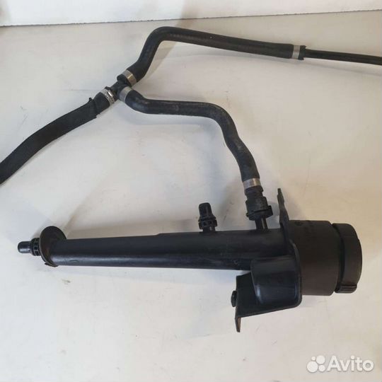 Горловина бачка омывателя 7591692 BMW 5 F10/F11/GT