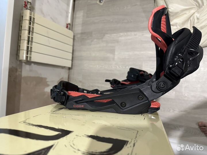 Сноуборд с ботинками