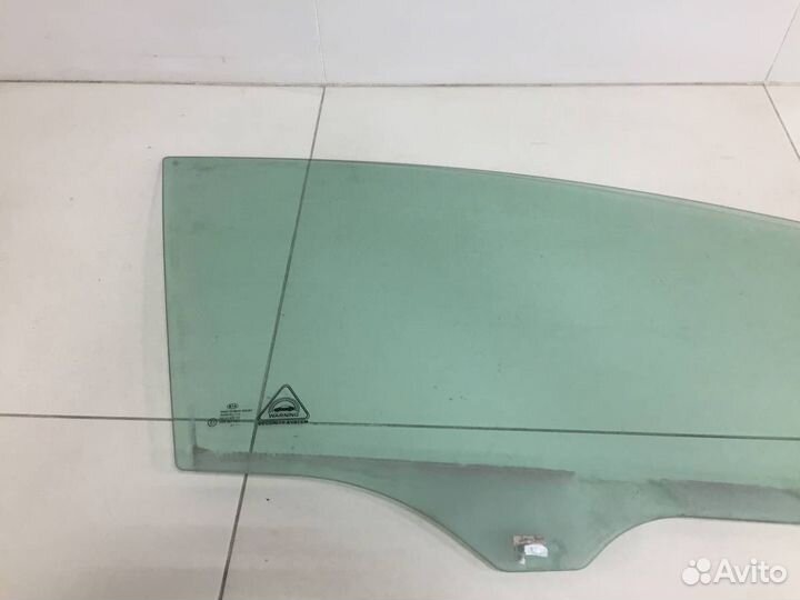 Стекло двери передней правой Kia Ceed JD 2012-2018