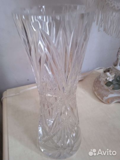 Хрустальная ваза