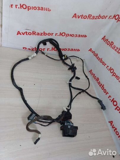 Проводка передней левой двери Opel Astra H