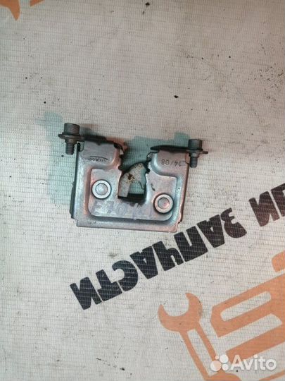 Замок капота Bmw X5 E70