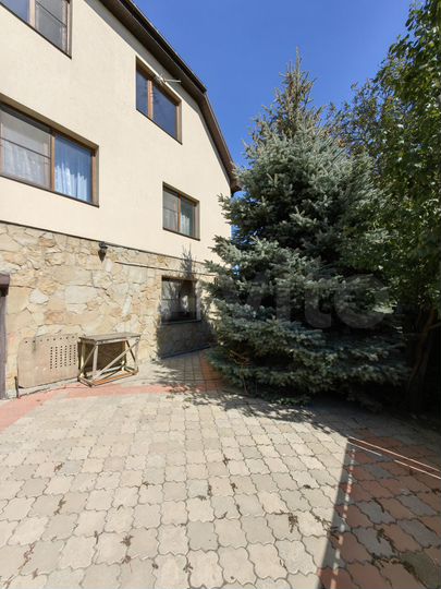 Дом 208 м² на участке 10 сот.