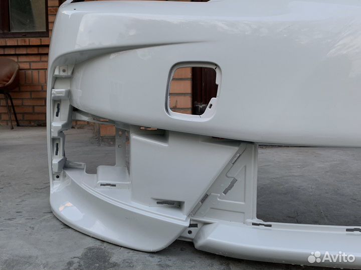 Бампер передний Toyota Corolla Е180 рестайлинг