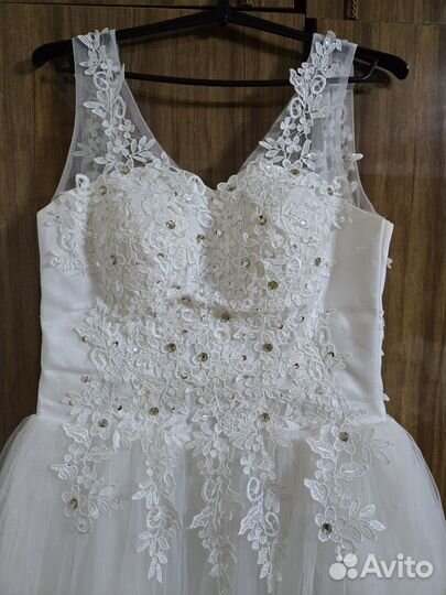 Свадебное платье 46 48