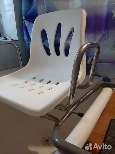 Сиденье для ванны поворотное