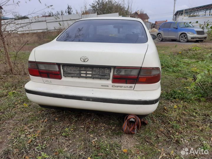 Toyota Carina E 1.6 МТ, 1995, битый, 250 000 км