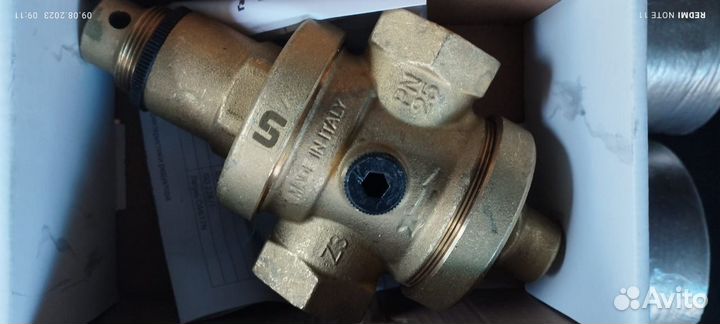 Регулятор давления воды