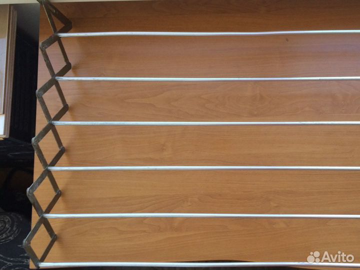 Сушилка для белья настенная