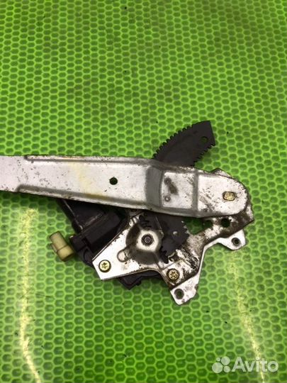 Стеклоподъёмник задний правый Hyundai Getz 2007