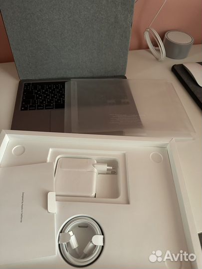 Macbook pro 13 2020 m1