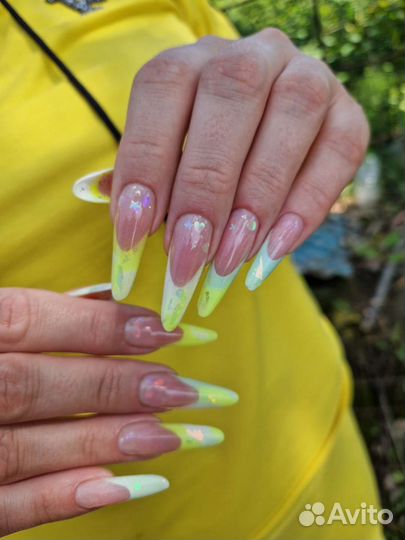 Выкладной френч,наращивание, педикюр, гельлак