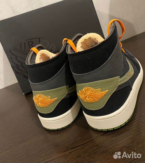 Кроссовки Nike Air Jordan 1 Mid SE Craft