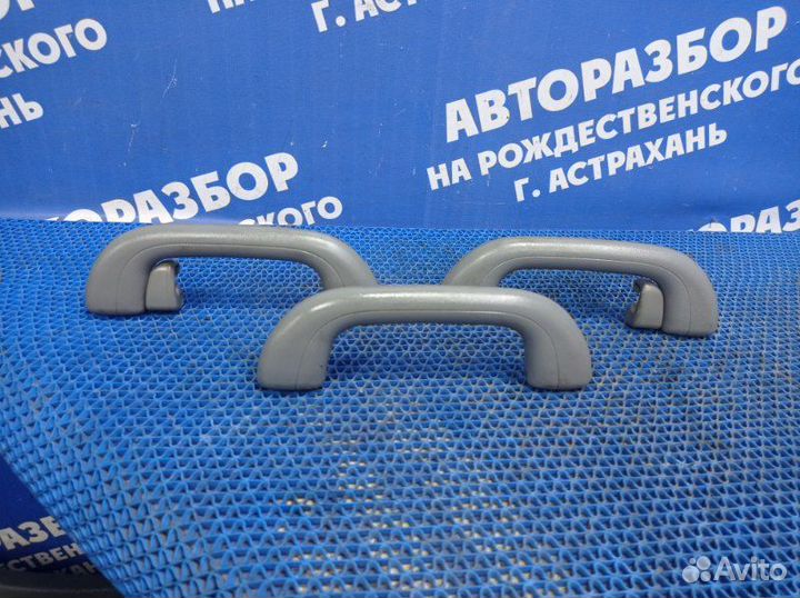 Ручка потолка Hyundai Solaris 1 хэтчбек G4FA 2012