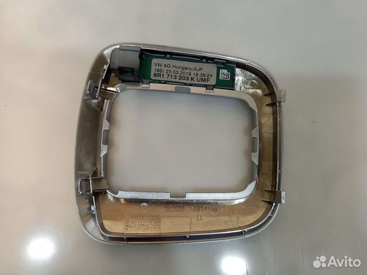 Ободок селектора АКПП Volkswagen Polo 2019г