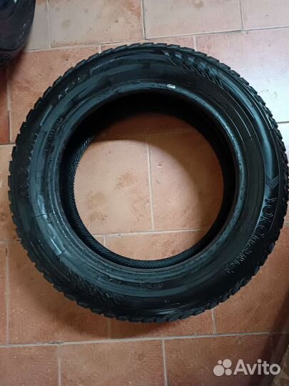 Yokohama Ice Guard Stud IG55 215/60 R17 100