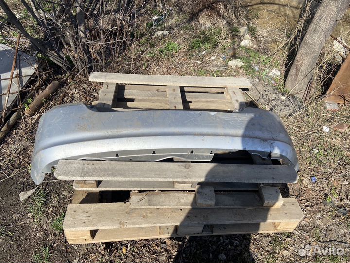 Задний бампер Honda fit (1 поколение)