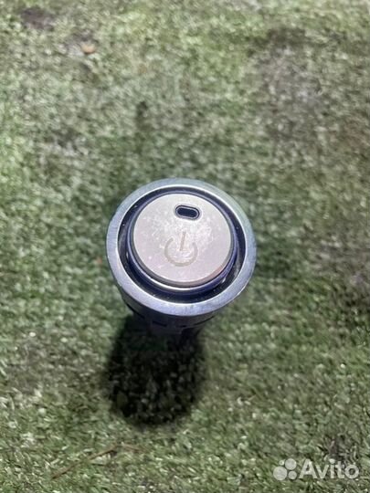 Кнопка старт-стоп Toyota