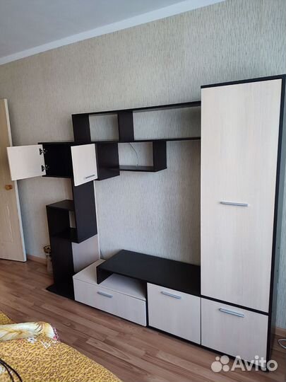 Стенка в гостиную