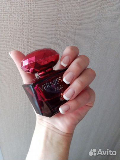 Модель на маникюр