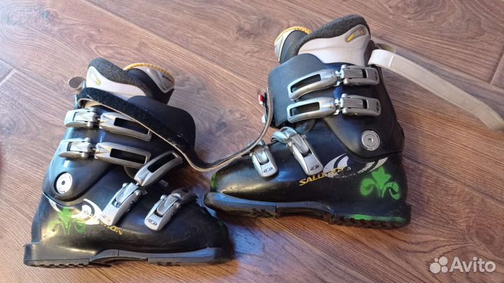 Горнолыжные ботинки
