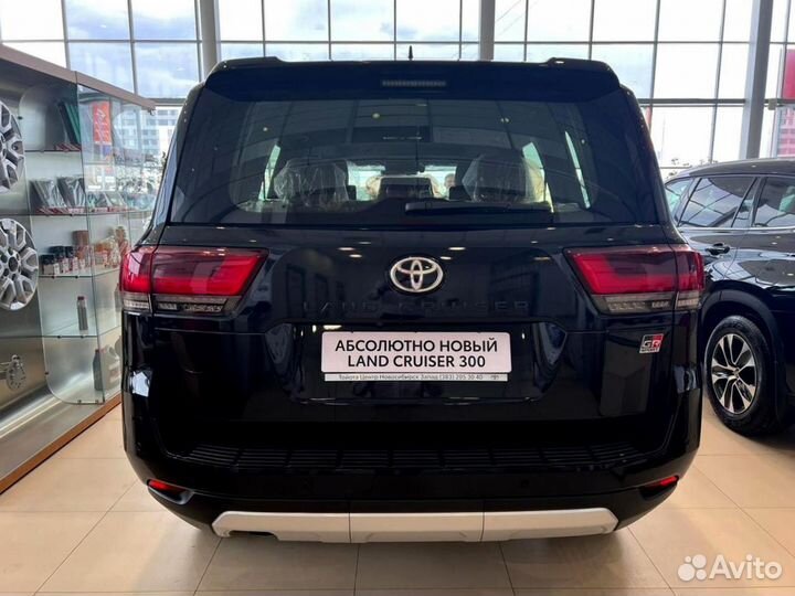 Toyota Land Cruiser 3.3 AT, 2022