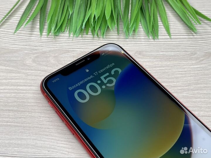 iPhone XR 128GB Red