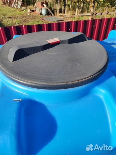 Емкость для воды пластиковая 2000 литров