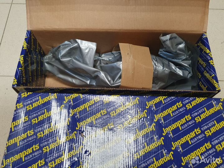 Ford 1302258 333820 Амортизатор передн Ford Escort