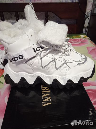 Кроссовки зимние женские 40 размер