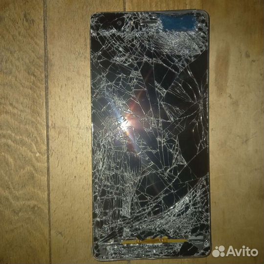 Телефоны по запчастям