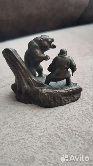 Статуэтка бронза 