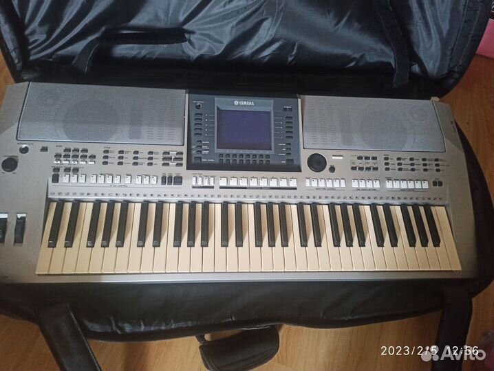 Синтезатор Yamaha psr s 700