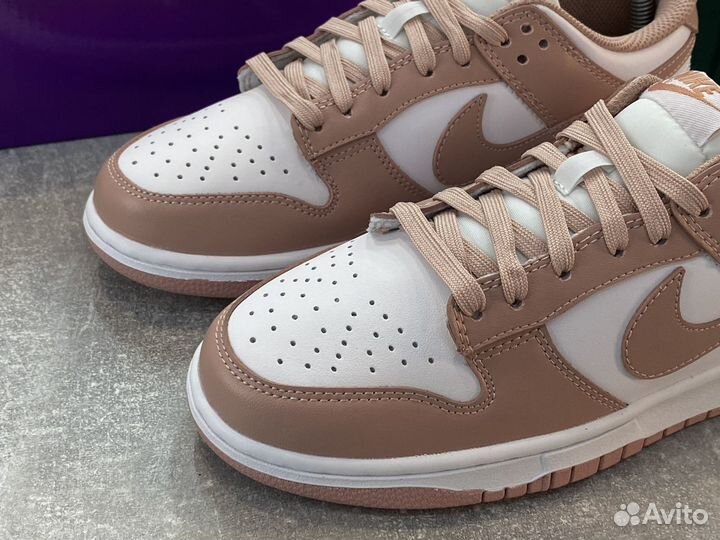 Кроссовки Nike Dunk Low