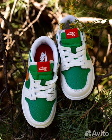 Кроссовки детские nike