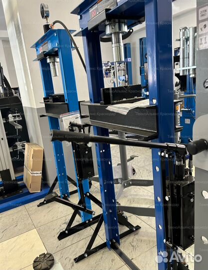 Пресс гидравлический 20 т с ножным приводом ES0500