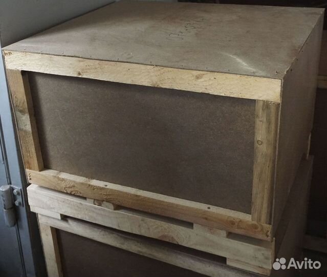 Закрыватель крышки - укупорщик пластиковой тары