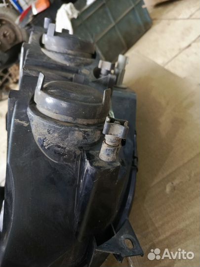 Фара передняя левая Chevrolet Niva