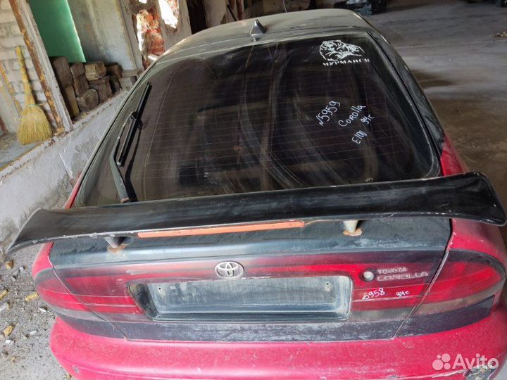 Крышка багажника Toyota Corolla (E100) хэтчбек 1.3