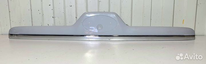 Накладка крышки багажника Kia Sportage 2. Новая