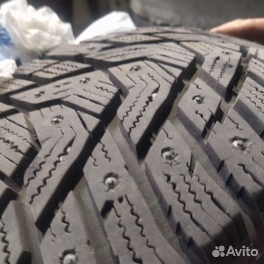 Hankook Winter I'Cept iZ 2 W616 65/10 R16