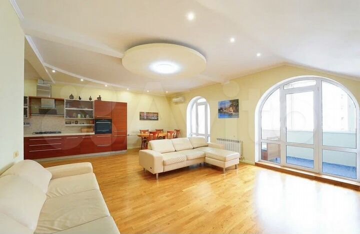 3-к. квартира, 120 м², 7/7 эт.