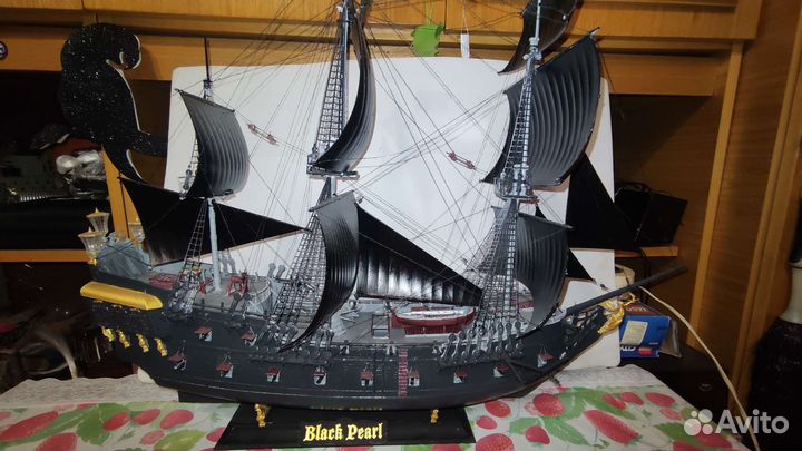 Модель корабля