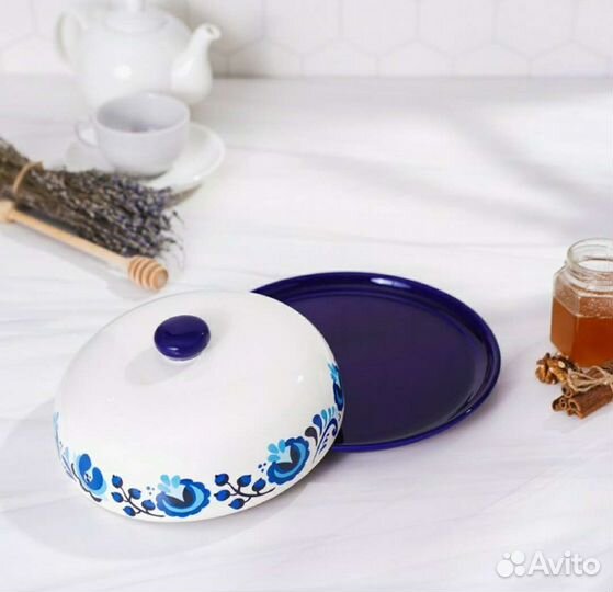 Блинница с крышкой