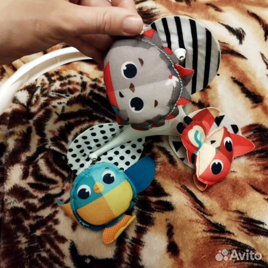 Мобиль на кроватку tiny love