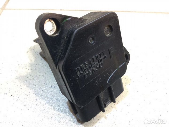 Расходомер воздуха (массметр) Mitsubishi L200 KB