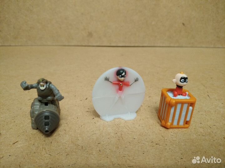 Фигурки из Киндер-сюрпризов