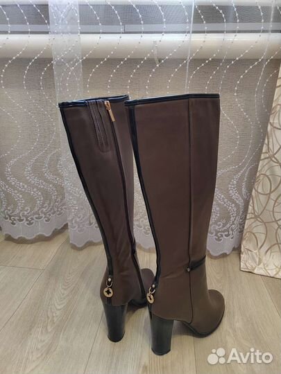 Сапоги женские