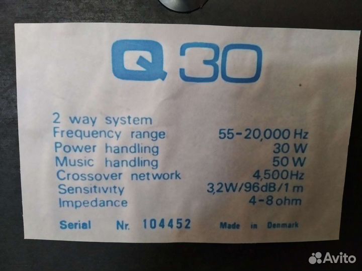 Акустические английские полочные стерео колонки Go